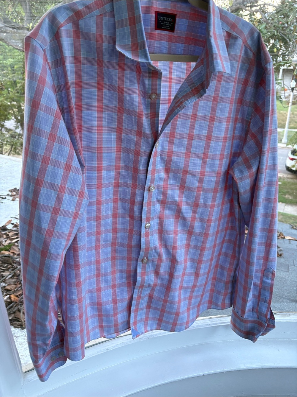 UNTUCKit Men's Red and Light Blue Plaid Button-Down Shirt